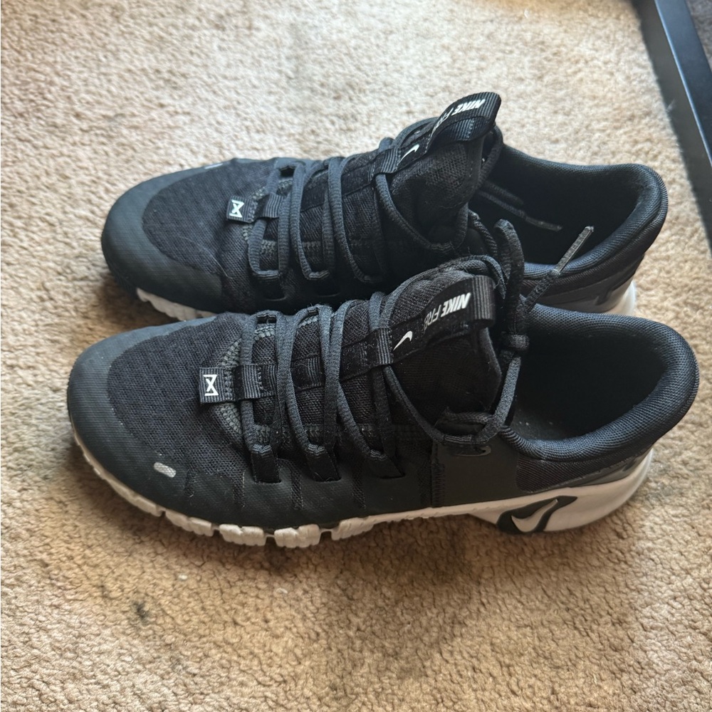 Nike Black and White Athletic Shoes